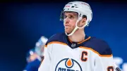 Connor McDavid Captaincy Criticism Sparks NHL Debate and Fan Backlash