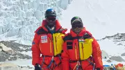 Crowded Everest: Climbers Stuck in Oxygen-Starved Summit Queues