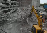 Delhi Building Collapse: Students Become First Responders in Tragic Rescue Effort