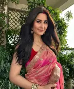 Desi Twists for Modern Divas: Fusion Fashion and Lifestyle Trends