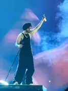Diljit Dosanjh Stops Calgary Concert, Says No Fear of Death