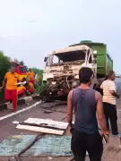Driver killed as trailer hits truck on NH-20 in Odisha's Keonjhar
