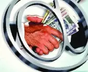 DVAC Nabs Karur RTO for Accepting ₹5,000 Bribe from Bus Operator