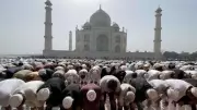 Eid-ul-Adha Namaz Held at Taj Mahal Amid Tight Security in Uttar Pradesh
