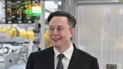 Elon Musk Reverses Stance on Anthropic, Leases Supercomputer for Claude AI