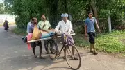 Family carries murdered woman's body on bicycle 15 km to protest police inaction in Odisha
