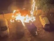 Fire Damages Multiple Vehicles in Gurugram's DLF Phase 3