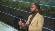 Floyd Mayweather Jr. Fight Confirmation Sparks Massive Fan Backlash Online