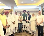 Former Councillor Gaurav Wadhera Returns to Congress in Amritsar