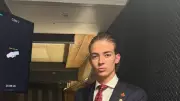 French Streamer PrinceofParis Livestream Interrupted by Airbnb Host