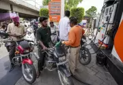 Fuel Price Hike Sparks Panic Buying, Protests in Amritsar