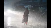 Heavy Rain and Thunderstorms Lash Patna, Causing Waterlogging and Traffic Disruptions