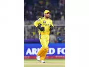 Hussey Reveals Dhoni Stayed Away from Matches to Avoid Distraction