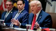 Iran and US Trade Air Strikes Amid Rising Tensions Over Hormuz