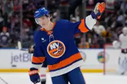 Islanders Rookie Schaefer’s Hospital Visit After Calder Win Touches NHL