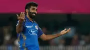 Jasprit Bumrah leads Mumbai Indians in IPL 2026, wins toss vs Punjab Kings