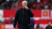 Liverpool Fans Frustrated as Frimpong Starts at Right Wing Against Chelsea