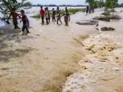 Madhubani DM Reviews Flood Preparedness Ahead of Monsoon Season