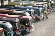 Maharashtra Forms Committee to Curb Private Bus Fare Hikes, Illegal Apps
