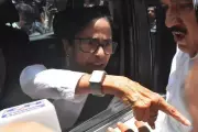 Mamata Banerjee faces sloganeering at Calcutta High Court after PIL hearing