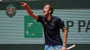 Medvedev Exits French Open in First Round to Australian Wildcard
