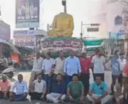 Mentally Ill Man Decapitates YSR Statue in Nandyal, Arrested