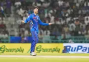 Mitchell Santner out for a month with grade-three shoulder injury