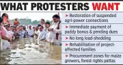 MP Prashant Padole Leads Jal Samadhi Protest in Wainganga River