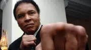 Muhammad Ali's Resilience Beyond Boxing: A Lesson in Dignity