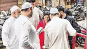 Mumbai Party Workers Help Voters Stay on Electoral Rolls Ahead of Revision