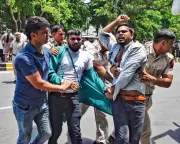 NEET Paper Leak: CBI Searches Nagpur Students' Homes, Seizes Devices