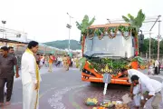 Nira Radia Donates Electric Bus Worth Rs 1.2 Crore to Tirumala Temple
