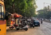 Pune Police Crack Down on Late-Night Hawkers and Eateries