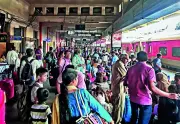 Pune Railway Trespass Deaths Rise 7% in Early 2026