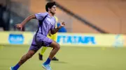 Rachin Ravindra Leaves KKR Camp, Returns Home for England Tests
