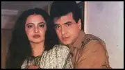 Rekha Ended Relationship After Hearing Jeetendra Call Her 'Timepass'