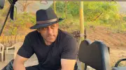 Salman Khan's Candid Life Lesson 'Topi Khud Pehno' Goes Viral