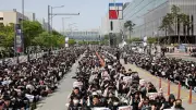 Samsung and Union in Final Talks to Prevent Strike Impacting Supply Chains