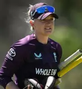 Sarah Taylor Becomes First Woman Coach in Men's Cricket Team