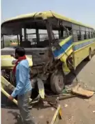 School Bus Collides with Truck in Kanpur, Two Children Injured