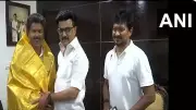 Tamil Nadu CM Vijay Meets DMK Chief Stalin in Courtesy Call