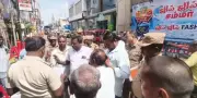 Trichy Street Vendors Protest Over Inadequate Relocation Sites