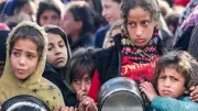 UAE Delivers 40 Tonnes of Medical Aid and Ambulances to Gaza