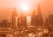 UK Heatwave 2026: Temperatures Soar to 35°C, Health Alerts Issued