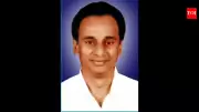 Unrest in DMK, AIADMK After Tamil Nadu Poll Defeat; Leaders Take Break, Quit