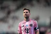 Unsafe 70-foot Lionel Messi statue in Kolkata to be removed after swaying in wind