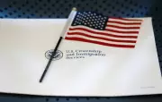 US DHS Clarifies Green Card Applicants Can Stay in US During Processing
