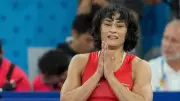 Vinesh Phogat loses Asian Games trial to Meenakshi Goyat 4-6