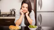 Why Late-Night Cravings Are Hard to Resist and What Your Body Tells You
