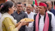 Woman Claims Father Harassed After Offering Puris to Akhilesh Yadav